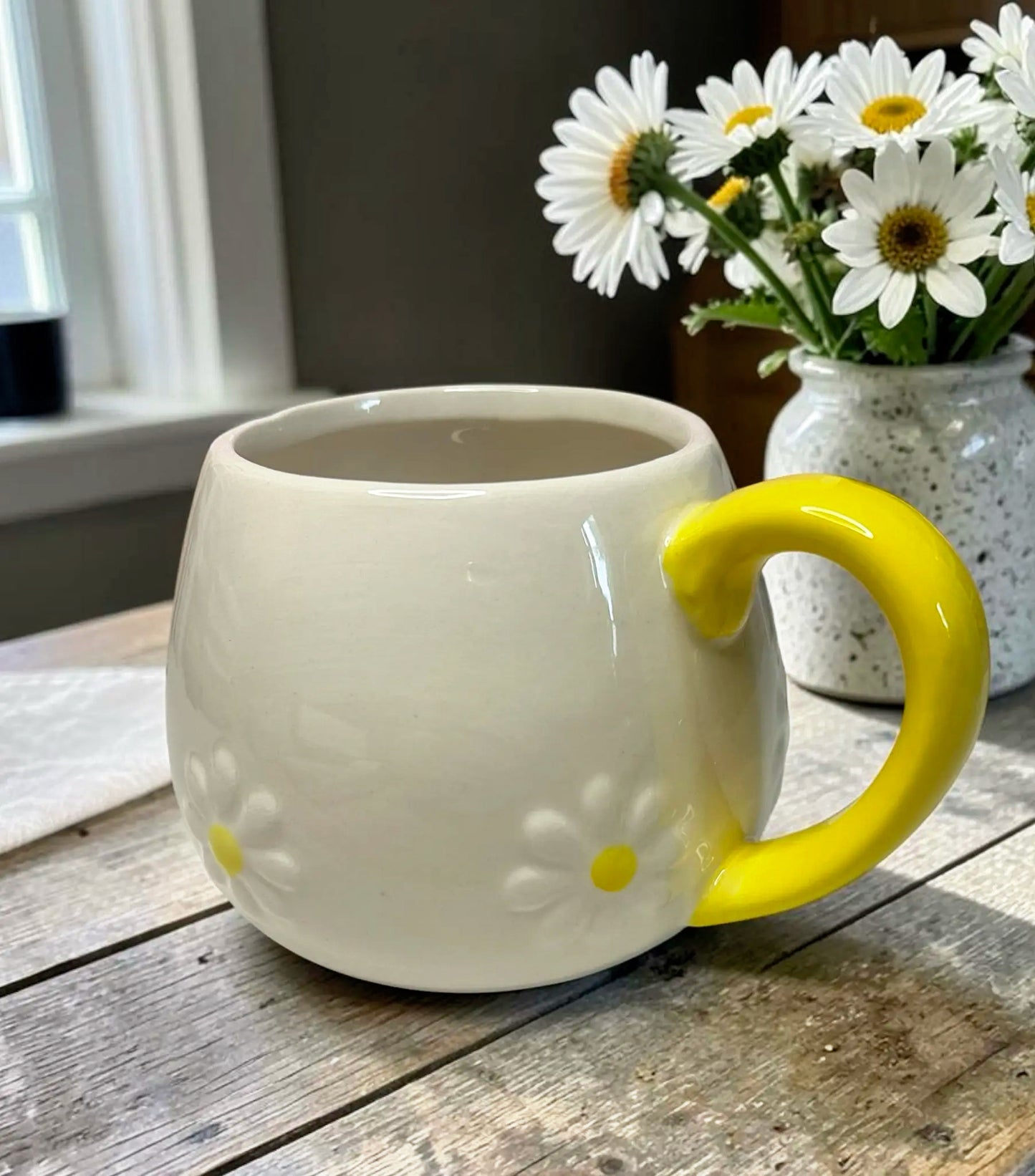 Daisy Rounded Mug