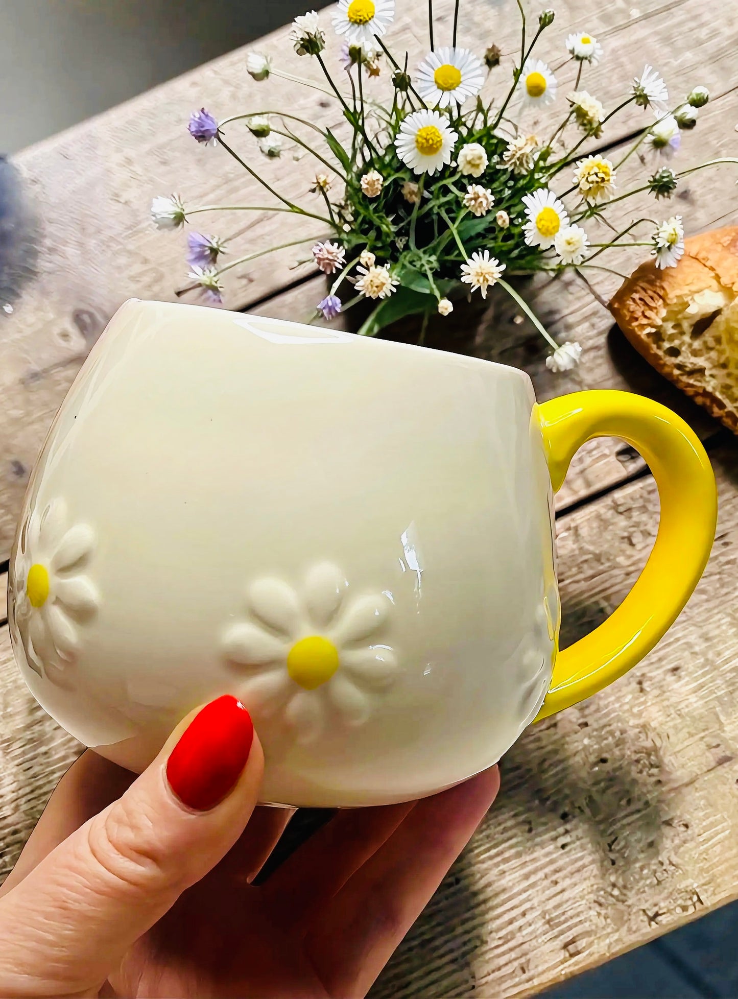Daisy Rounded Mug