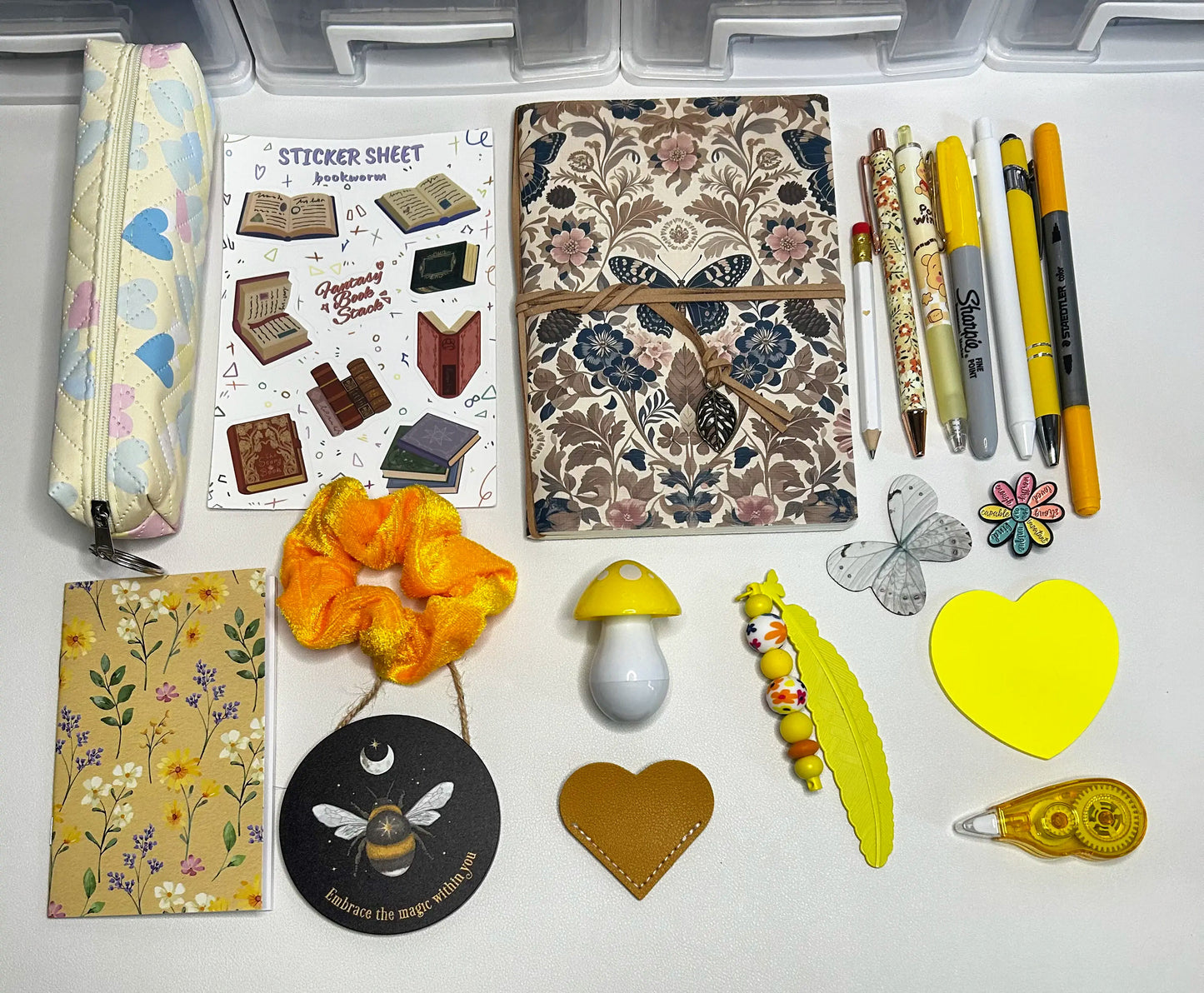 20 Item Colour Mix Mystery Bundle