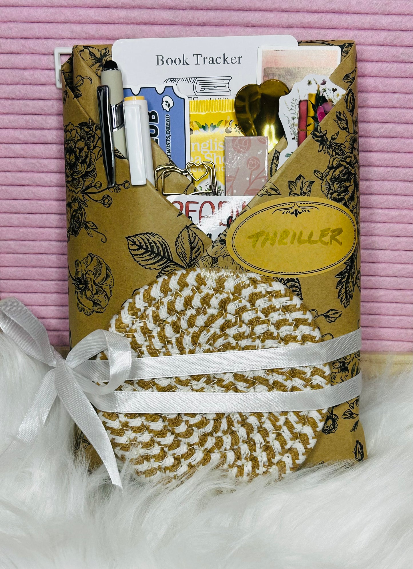 Blind Date with a Book Gift Bundle - Choose Your Genre Crime Thriller, Fantasy or Romance