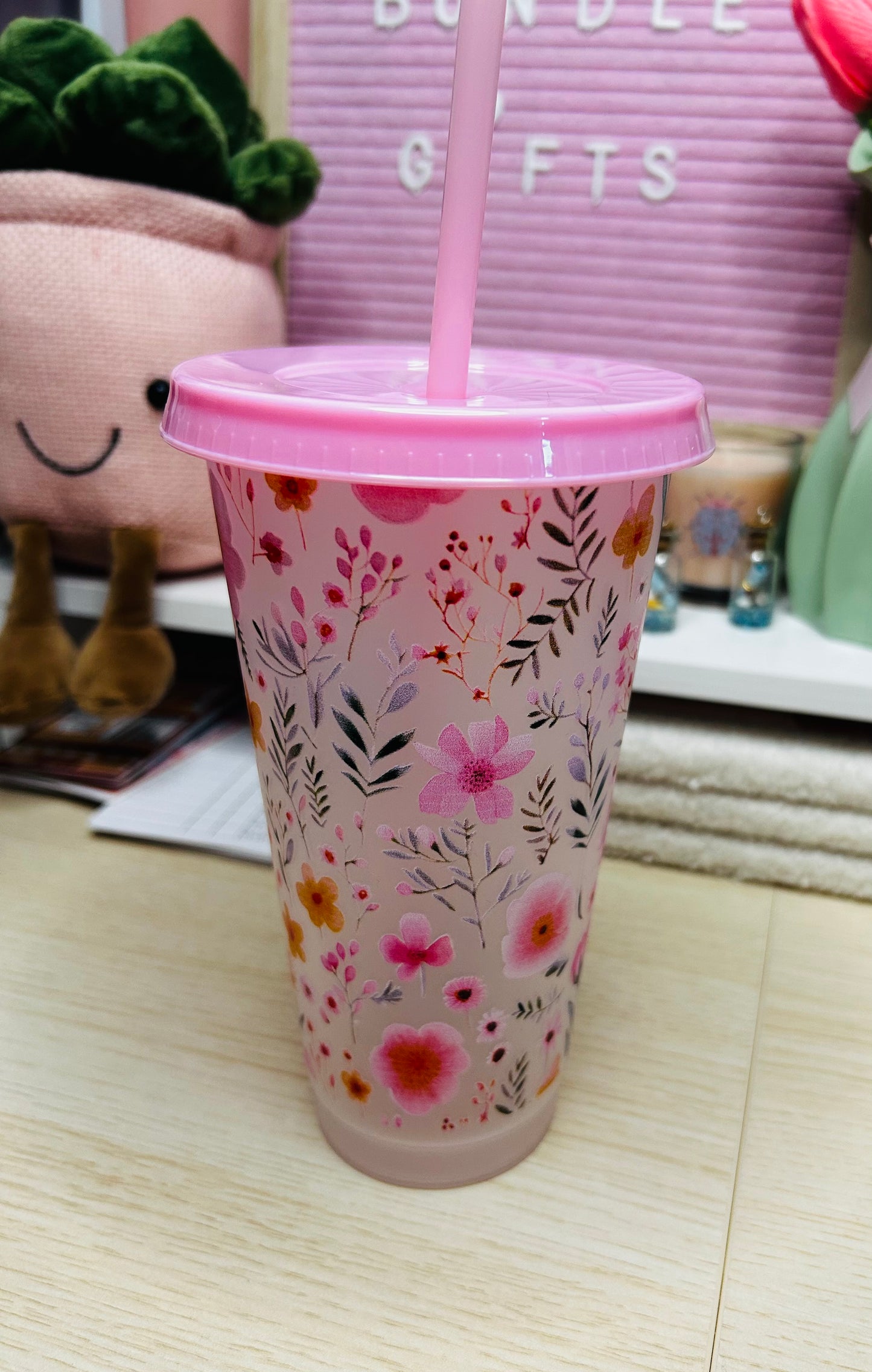 24oz Spring Vibes Pink Floral Cold Cup