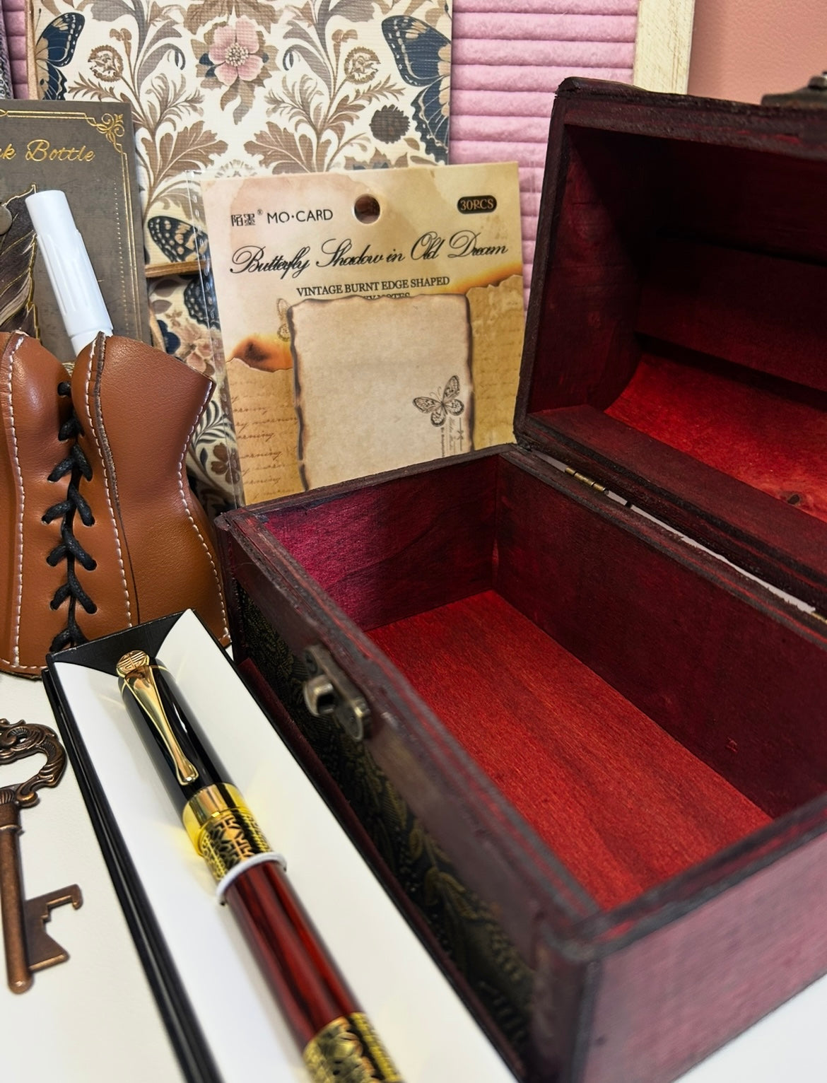 Vintage Themed Gift Bundle