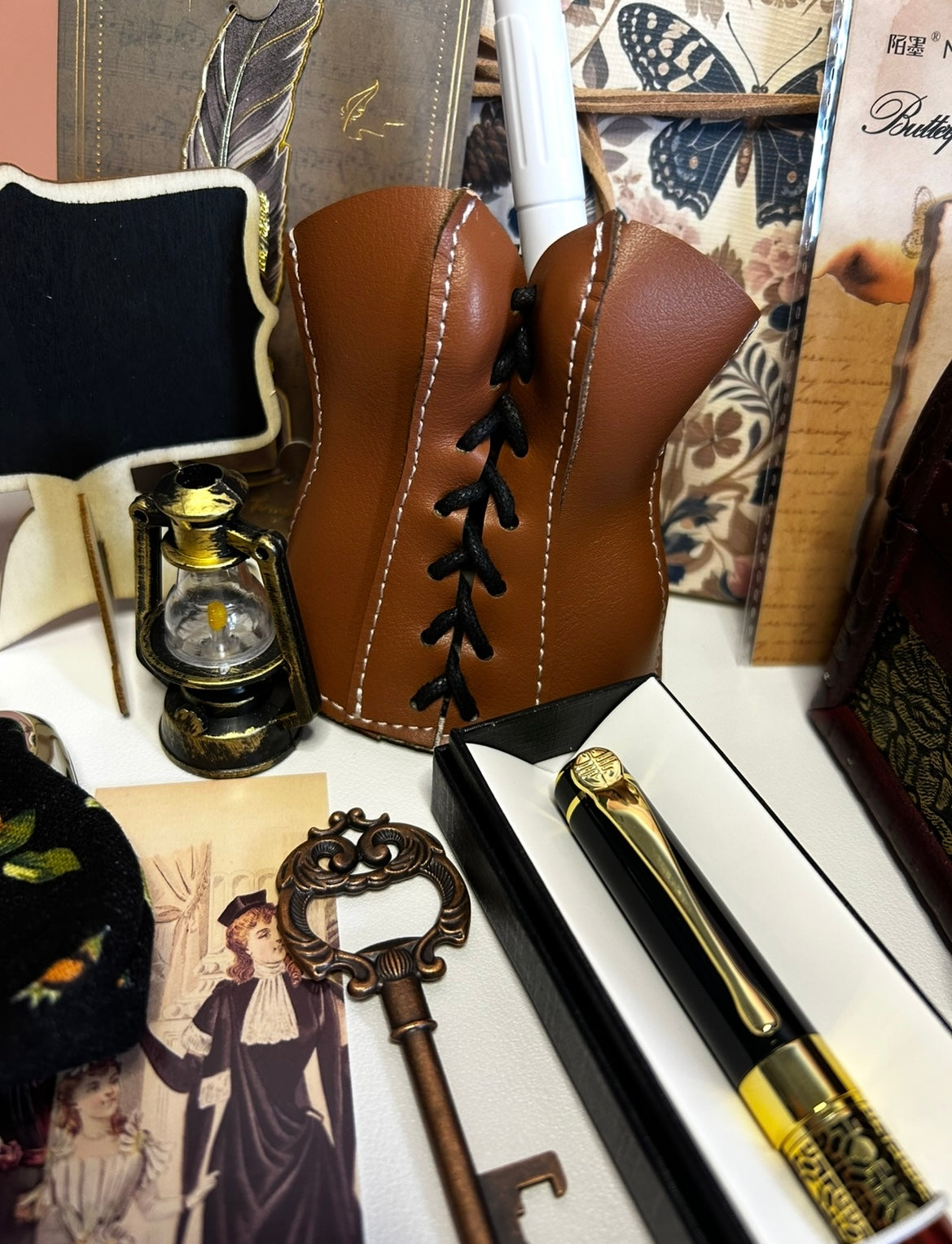 Vintage Themed Gift Bundle